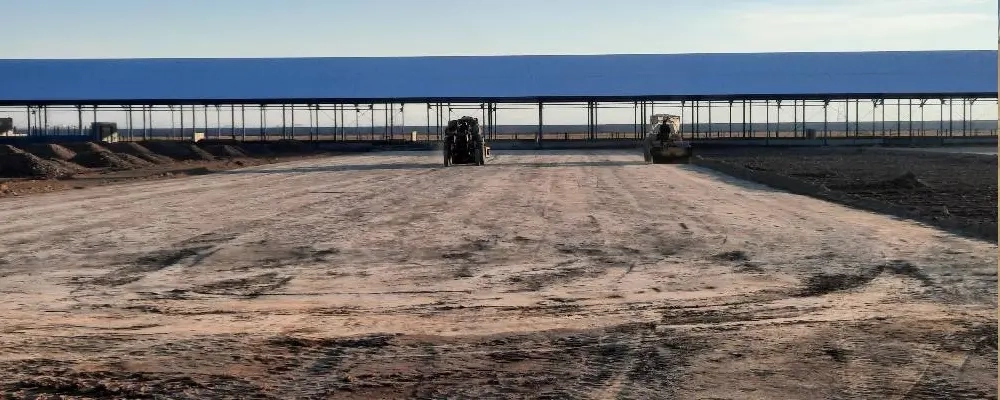 عملیات کمپکت لایه ماقبل آخر سالن 20C در پروژه 6 هزار راسی ملایر