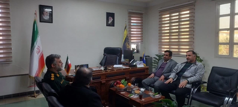 تبریک مدیرعامل ملاردشیر به مناسبت گرامیداشت روز پاسدار و دیدار با فرمانده سپاه شهرستان نظرآباد